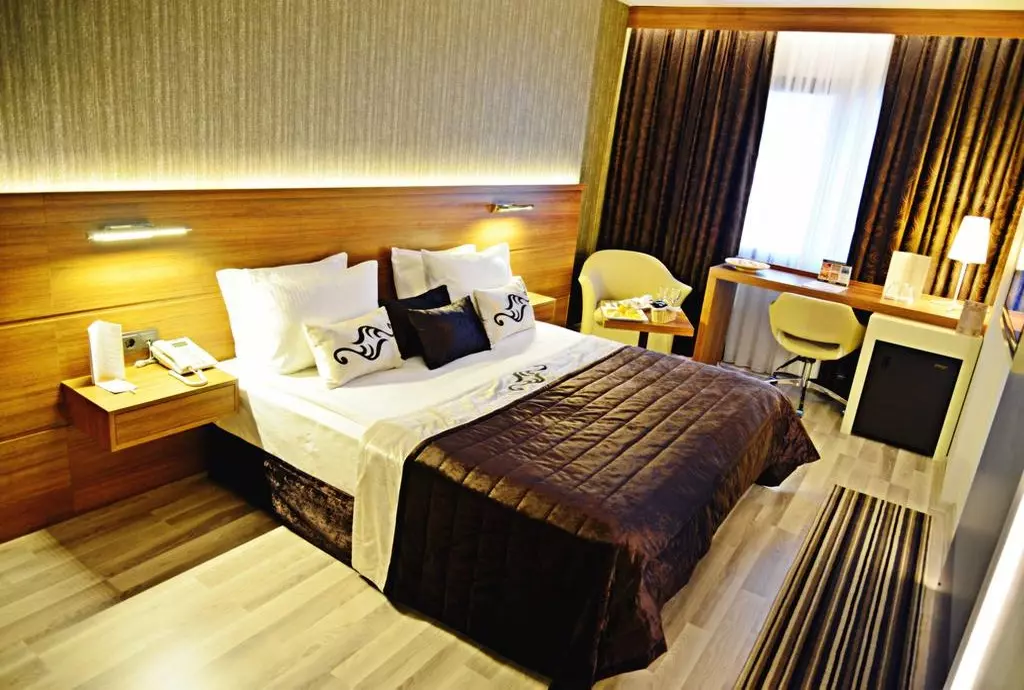 hotel aksan izmir_shabavizparvaz_10.jpg